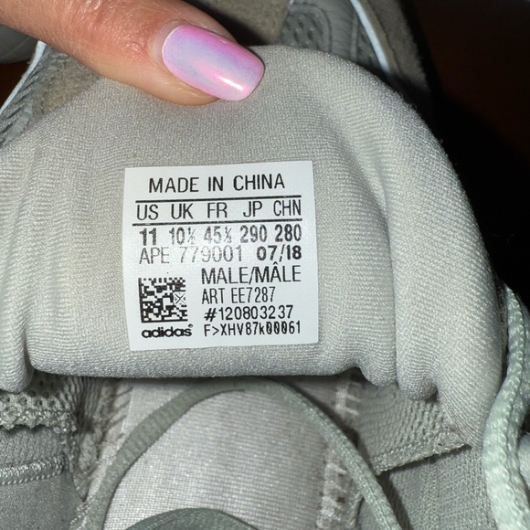 adidas gazelle silver green womens adidas Yeezy 500 Stone Salt